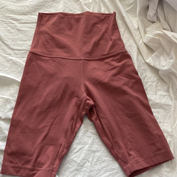 Pink lulu lemon biker shorts good condition - Picture 2 of 3